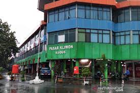 Scopri ricette, idee per la casa, consigli di stile e altre idee da provare. Pedagang Pasar Kliwon Kudus Ajukan Pengurangan Pembayaran Retribusi Antara Jateng