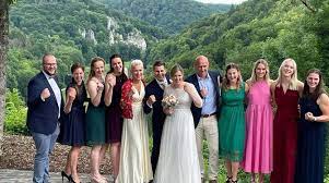 We did not find results for: Tus Metzingen Kapitanin Marlene Zapf Hat Geheiratet Tus Metzingen Handball Damen Reutlinger General Anzeiger Gea De