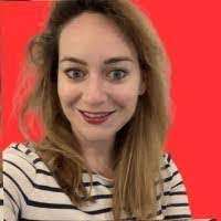 Manuela Lindsay's Instagram, Twitter & Facebook