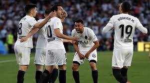 The blaugrana captain saw his poor spot kick saved by jasper cillessen with valencia a goal up, only for his genius to shine through later on. Fc Barcelona Vs Valencia 1 2 Highlights Copa Del Rey Final 2019