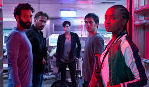 For tv shows, netflix considers a viewer to be someone who watches two minutes of a show, an amount of time under this metric, netflix's biggest show of 2020 was money heist, which returned for its fourth season in april. Extraction Bird Box The Irishman Among Netflix S Top 10 Most Watched Original Film Debuts Ever Tubefilter