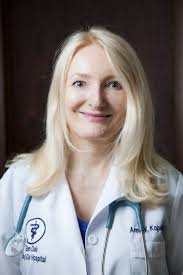 Dr. Anna Kopec has served the greater Glenview animal population for about  a decade and she's built a large following with the Polish community.