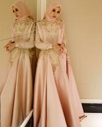 Contoh baju hijab muslim terbaik untuk lebaran. 10 Desain Cantik Gaun Muslimah Untuk Ke Acara Pesta Pakaian Jelita Gaun Perempuan Gaun