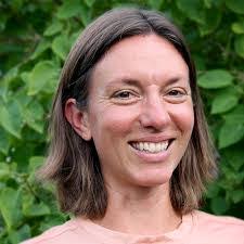 Perry Sutherland's Instagram, Twitter & Facebook