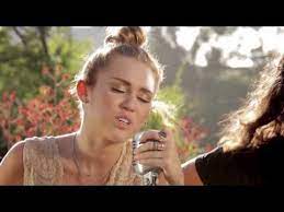 This Is What Miley Cyrus Looked Sounded Like Only One Year Ago Miley Cyrus Backyard Sessions Miley Cyrus Miley