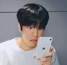 經歷咗幾個鐘後，恐龍栗誕生￼❤️  純分享手工，恐龍衫本身都係車邊個嘅樣就係邊個，帶風向嘅留言者一律封鎖☺️咁你可以唔洗再睇到咁”殘忍”、”咁仆街”嘅post🫶🏻  覺得殘忍唔需要留言，你可以檢舉我post😉🫶🏻