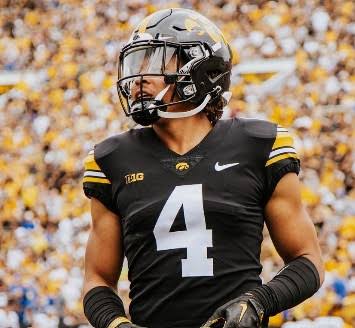 Koen Entringer - Iowa Hawkeyes Player Profile | Football - Summary of Iowa  football and basketball games