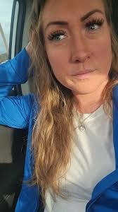 Danielle Gideon's Instagram, Twitter & Facebook