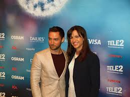 Born 13 june 1986) is a swedish pop singer and television presenter. Press Conference With The Host Mans Zelmerlow And Hostess Petra Mede Of The Eurovision 2016 Eurovisionary Eurovision News Worth Reading