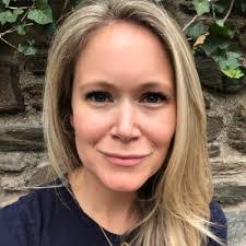 Pamela Quinlan's Instagram, Twitter & Facebook