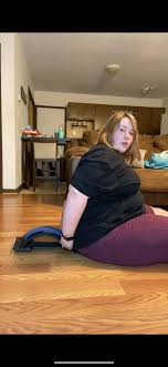 Curvybabes testing out a back cracker - Video Clips - Curvy BBW - Curvage