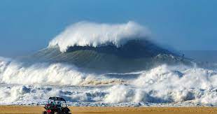 Tide tables and solunar charts for nazaré: 15 Of The Most Insane Nazare Moments Of All Time Magicseaweed
