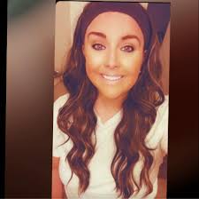 Looking for cozy coffee shop recommendationsTIA😘