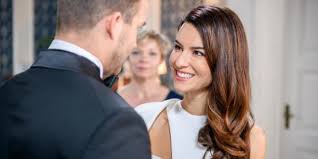Anticipazioni Tempesta D Amore Tim Sposa Nadja Ma Poi Bacia Franzi