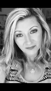 Angela was born July 15, 1971 in Mansfield, LA to Roy O'Neal Moton and  Darla Ann Flores-Turner and she entered into rest