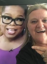 Lisa Overholt's Instagram, Twitter & Facebook