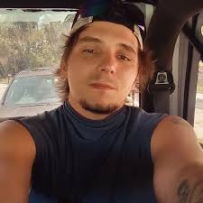 strawberryicecream #strawberries #strawberryoatmeal #sugarcone #poptarts I  should be an artist 😊