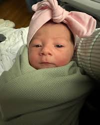 Welcome to the newest BabyUroGator, Mila! Congrats to PGY-5 Dr. Michael  Massari and wife Gabrielle🥳