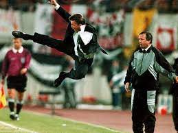 Van gaal keeps repeating it. Kristof Terreur On Twitter 20 Years Ago Tomorrow Louis Van Gaal S Famous Karate Kick During The 1995 S Champions League Final Mufc Http T Co 9dvxyio39m
