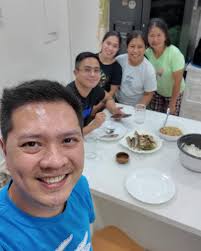 Happy anniversary to the hubbybee family