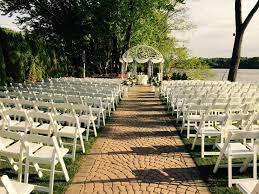 One Of The Best Wedding Venues On Long Island Windows On The Lake Windowsonthelake Weddi Long Island Wedding Wedding Venues Long Island Best Wedding Venues