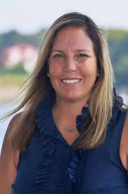 Eva Esposito's Instagram, Twitter & Facebook