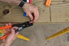 How To Use Sharkbite Deburring Pipe And Depth Gauge Tool U702A - Review -  Youtube
