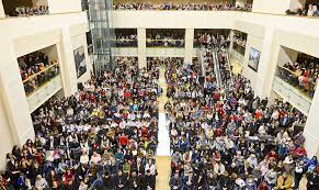 În interiorul ei se vor deschide patru cafenele,sala de lecturi uşoare, unde se vor putea citi ziare şi reviste.terenul pe care. Biblioteca Nationala A Romaniei Locurile Culturii