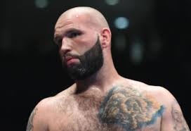 Reading heavyweight faces big test at Santander