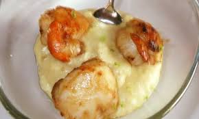 Noix De Saint Jacques Sur Mousseline De Panais Gastronoome Kitchen Recette Panais Idee Recette Noix De Saint Jacques