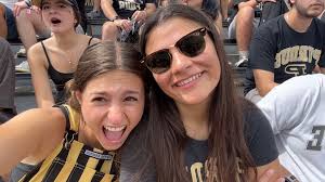 Hi everyone!! I'm 22 and going to graduate from Purdue in May, and I'm  moving to Chicago for a full-time position in June! I would prefer to be  around the loop area