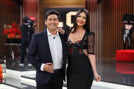 He's not even really breaking up counters. Univision Nets Upfront En Fuego As Demo Growth Accelerates