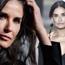 Schauspieler ashton kutcher, ursprünglich bekannt durch seichte romantische komödien und seine längst geschiedene ehe mit demi moore. Demi Moore Erstes Interview Nach Den Schlagzeilen Um Ihr Gesicht Bunte De