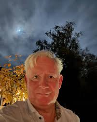 Hi Guys/Gals, Sorry for the long post. I have some info here (not sure how  old) that relates to SK Mk3 retirement locations. XZ585 is at RAF Museum  Henson, XZ587 was at