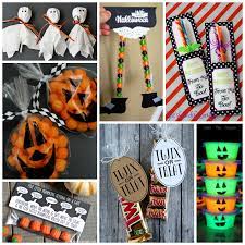 Whether you're stocking up for birthday parties, summer celebrations in the sun or fun group gatherings, you're guaranteed to find exactly what you're looking for. 24 Creative Halloween Party Favors The Resourceful Mama