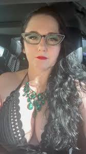 Elyssa Ward's Instagram, Twitter & Facebook