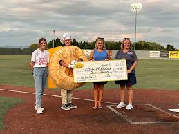 Tudor's gives $11,000 to Make-A-Wish