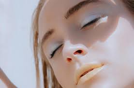 Curhat Pria Kesulitan Temukan Jodoh, Akhirnya Menikah dengan Robot Wanita