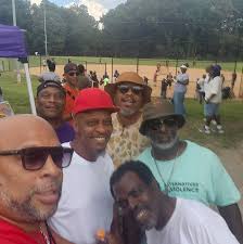 MANAGER AT HARRIS TEETER STOLE $11,000 INTENDED FOR GARDA ARMORED TRUCK A  Harris Teeter manager stole $11,000 with ease to pay her rent  https://www.charlottealertsnews.com/news/manager-at-harris-teeter-stole-11000-intended-for-garda-armored-truck/