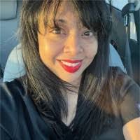 Denise Spencer's Instagram, Twitter & Facebook