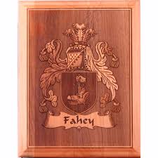 Family crests zu günstigen preisen. Wood Engraved Family Crest