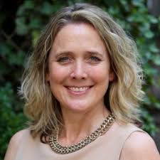 Jennifer Mclean's Instagram, Twitter & Facebook