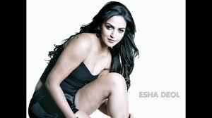 Hot Sexy Esha Deol Rani Mukharjee Ayushman Khurana Amy Billimoria Design Storh Launch Youtube This one's a musical treat! hot sexy esha deol rani mukharjee ayushman khurana amy billimoria design storh launch