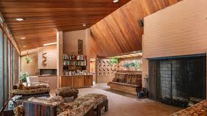 Tour a small house floor plan, inside and out. Two Of Frank Lloyd Wright S Usonian Style Houses Hit The Market One For First Time Architectural Digest