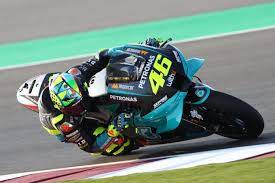 Valentino rossi tornerà in pista con la petronas. Valentino Rossi Petronas Yamaha Die Ersten Runden Waren Etwas Seltsam Vmax Si
