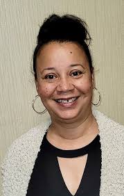 Finding Their Calling: Midcareer Switches to Teaching