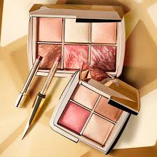 Purchased the darker one, universe unlocked as can't get past the beautiful deeper blush tone. Hourglass Sculpture Ambient Lighting Edit Palette Espana
