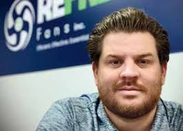 Recording artist Sarah Slean