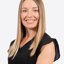 Meredith Fisher's Instagram, Twitter & Facebook