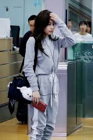 According to korea boo, jennie moved from seoul, south korea, to new zealand at 10 years old. Blackpink Jennie Casual Outfits Blackpink Reborn 2020